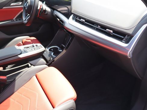 Used 2025 BMW X1 M35i AWD/4WD image 26