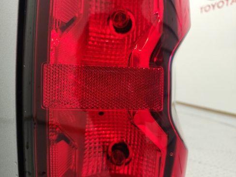 Used 2025 Chevrolet Colorado W/T w/ WT Custom Package image 28