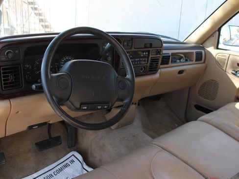 Used 1997 Dodge Ram 2500 Truck 2WD Club Cab image 14