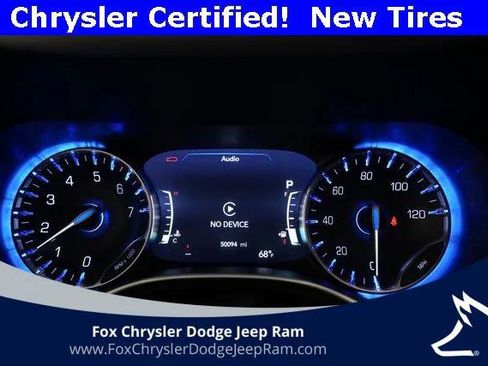 Certified 2024 Chrysler Pacifica Touring-L image 2