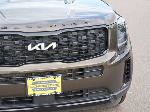 Used 2022 Kia Telluride EX w/ EX Premium Package AWD/4WD image 9