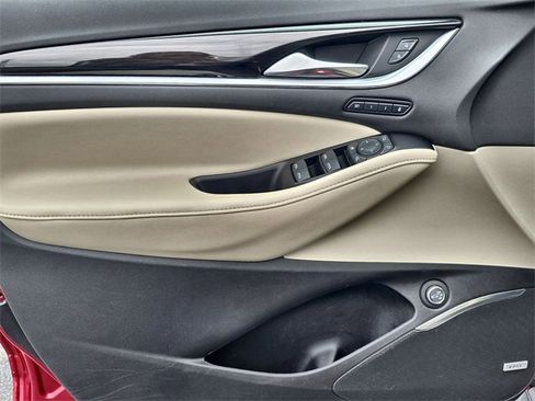 Used 2020 Buick Enclave Premium w/ Sun and Sites Package image 19