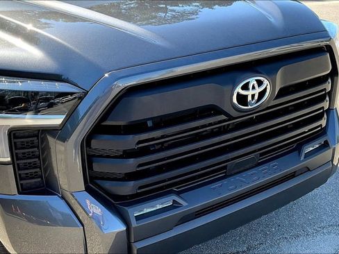 Used 2024 Toyota Tundra SR5 AWD/4WD image 36