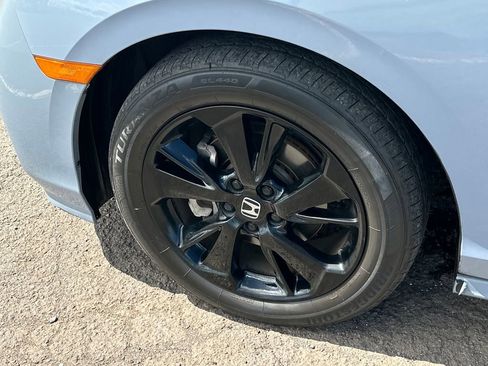 Used 2023 Honda Odyssey Sport image 12