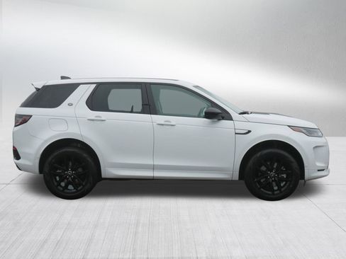 Used 2025 Land Rover Discovery Sport S image 4