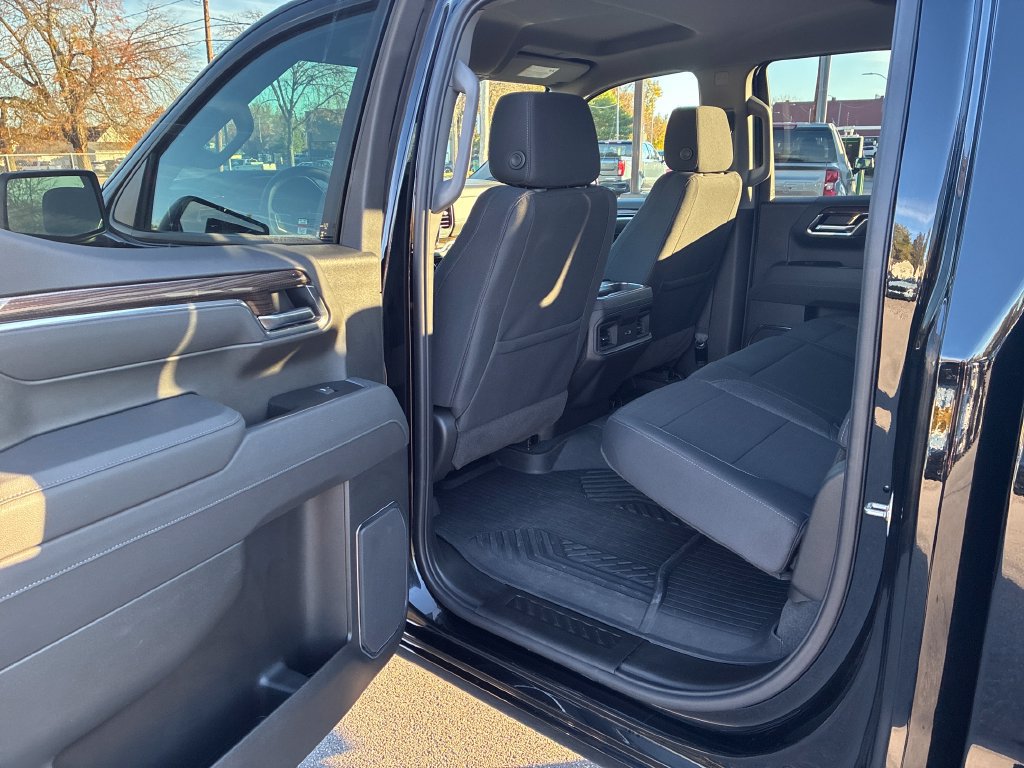 Used 2026 Chevrolet Silverado 1500 LT Trail Boss w/ Safety Package AWD/4WD image 38