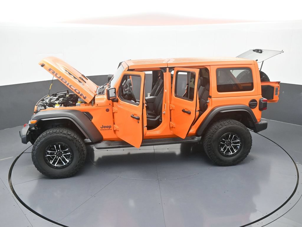 Used 2025 Jeep Wrangler Unlimited Rubicon w/ XTREMEE 35" Tire Package AWD/4WD image 65