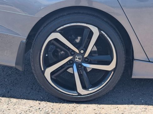 Used 2020 Honda Accord Sport image 9