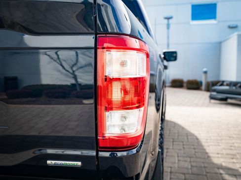 Used 2023 Ford F150 XL image 9