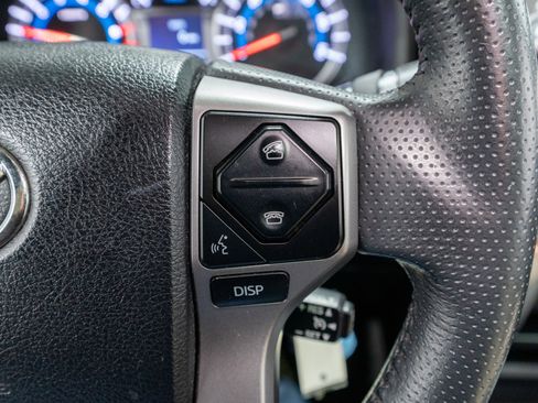 Used 2019 Toyota 4Runner SR5 Premium image 25