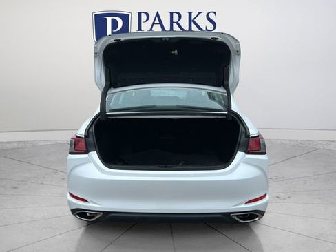 Used 2022 Lexus ES 350 w/ Accessory Package image 19