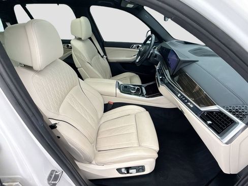 Used 2024 BMW X5 xDrive40i w/ Premium Package AWD/4WD image 19
