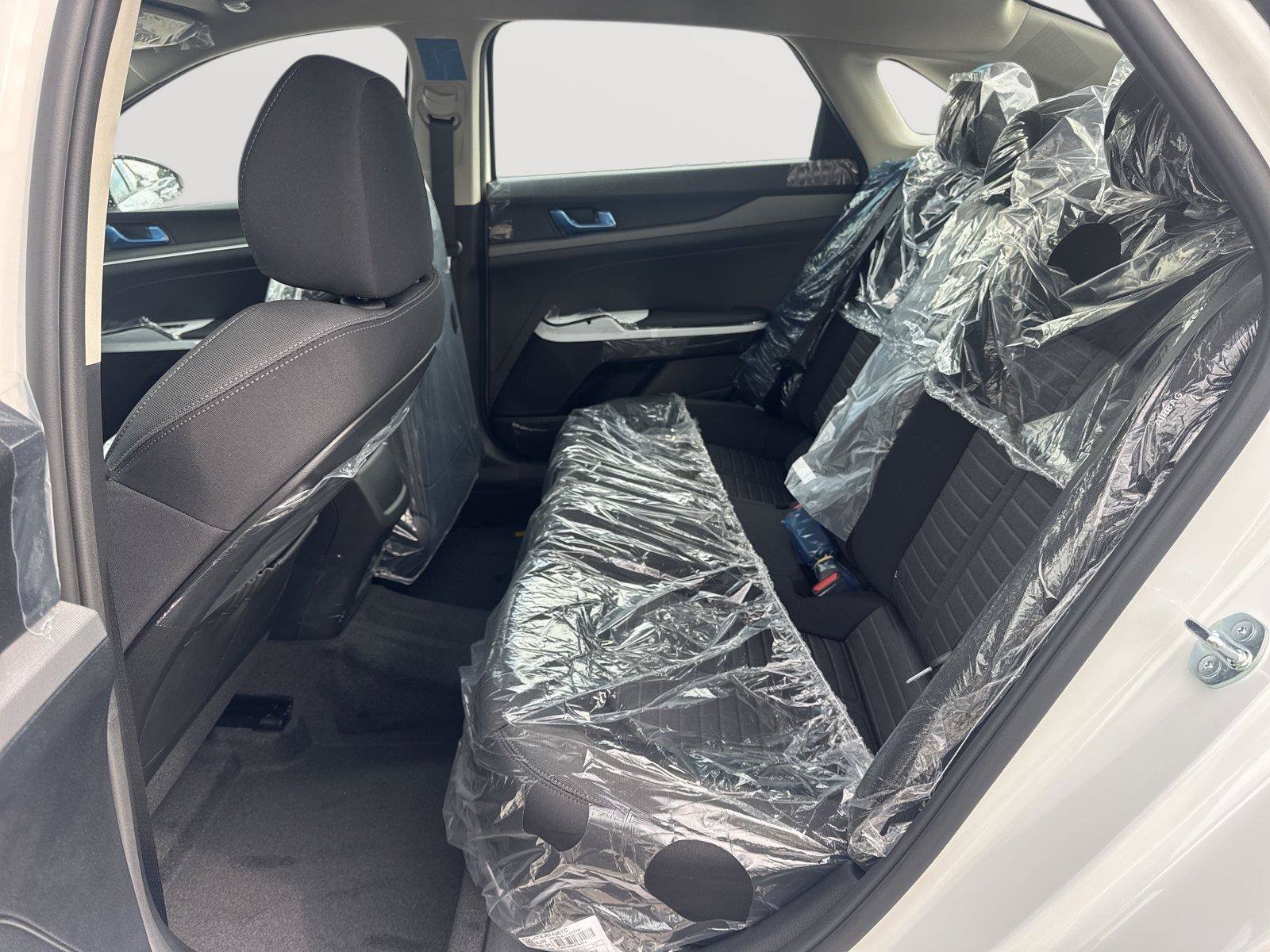 New 2026 Kia K5 LXS FWD image 18