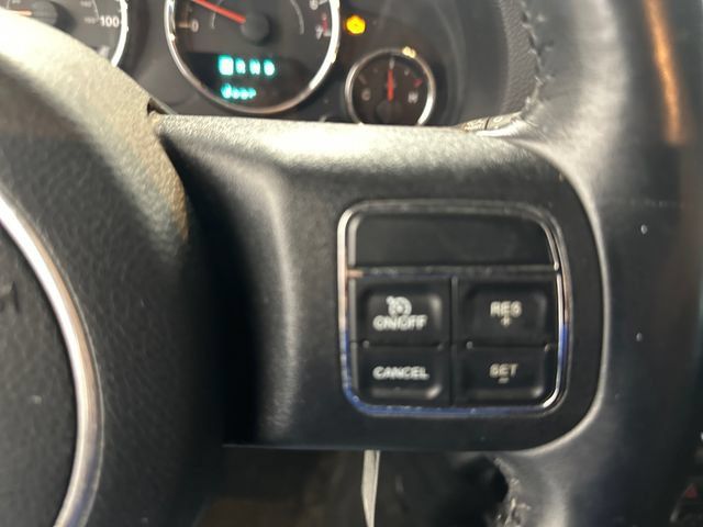 Used 2016 Jeep Wrangler Unlimited Sahara w/ Dual Top Group AWD/4WD image 23