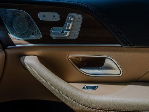 Used 2024 Mercedes-Benz GLE 350 4MATIC image 14