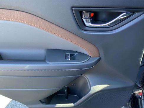 Used 2025 Subaru Forester Sport image 14