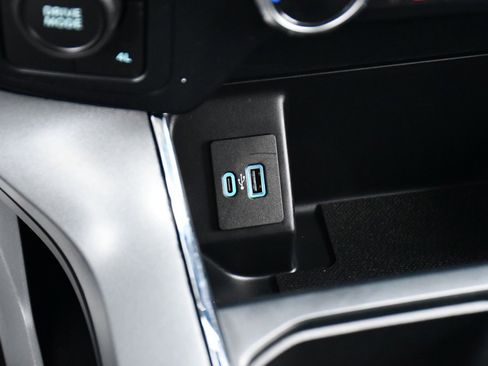 Used 2022 Ford F150 XLT w/ Equipment Group 302A High image 30