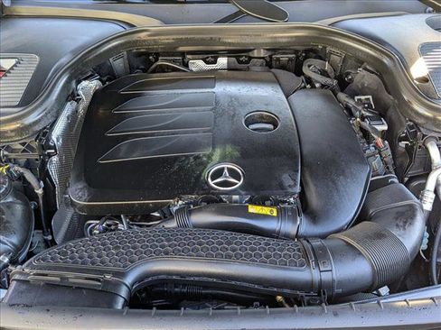 Used 2023 Mercedes-Benz GLC 300 4MATIC Coupe image 23