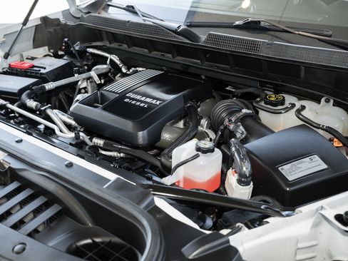 Used 2021 Chevrolet Silverado 1500 LT image 17