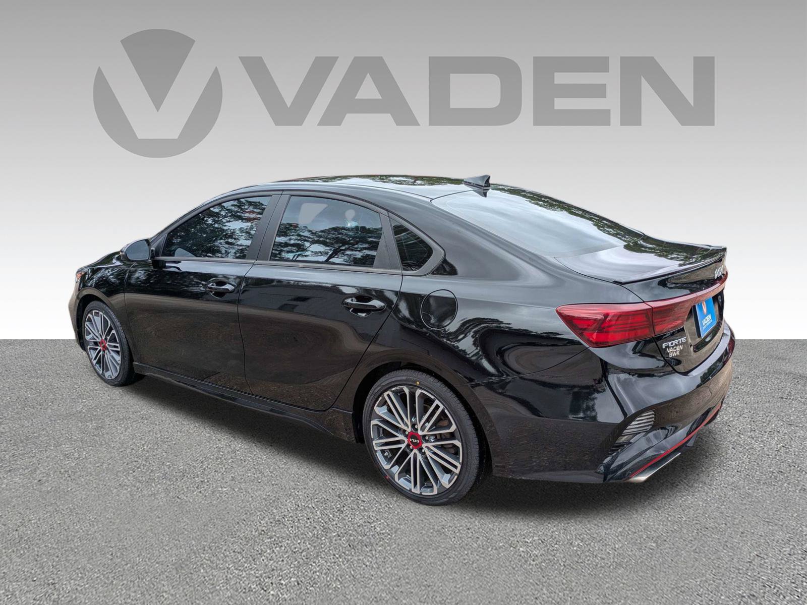 Used 2024 Kia Forte GT w/ GT2 Package FWD image 25