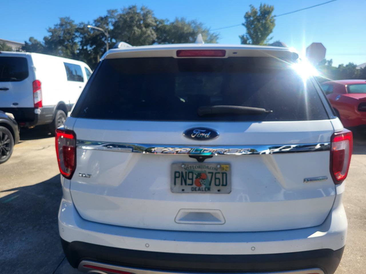 Used 2016 Ford Explorer XLT w/ Equipment Group 202A FWD image 35