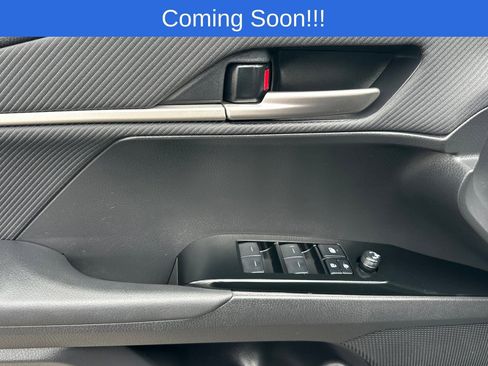Certified 2025 Toyota Camry SE FWD image 11
