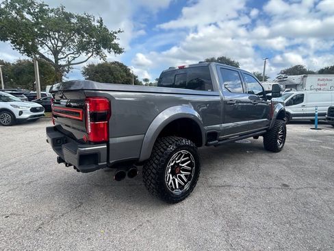 New 2026 Ford F250 Lariat w/ Black Appearance Package image 4