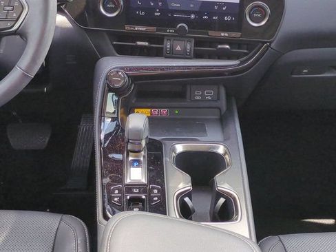 Used 2023 Lexus NX 350 AWD image 18