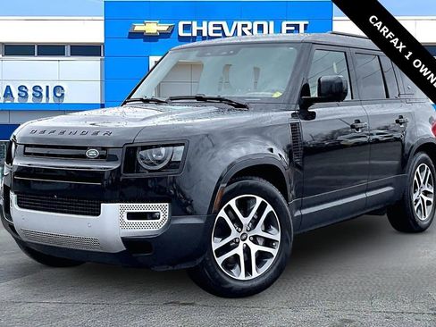 Used 2024 Land Rover Defender 110 S image 3