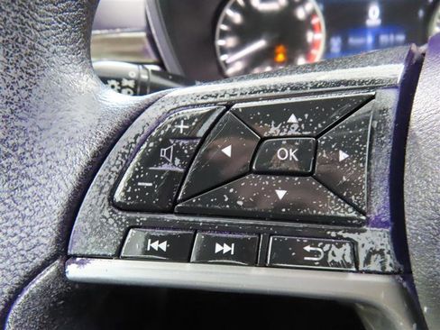 Used 2023 Nissan Altima 2.5 SV image 23