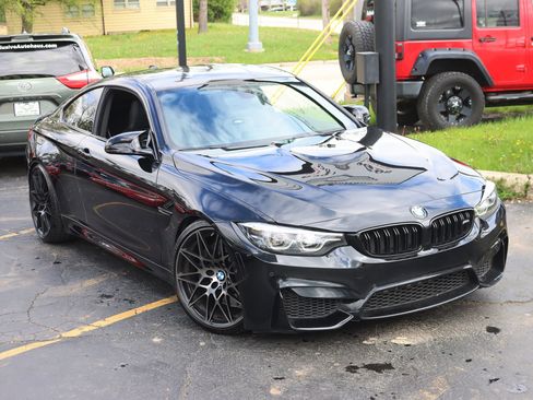 Used 2018 BMW M4 Coupe RWD image 7
