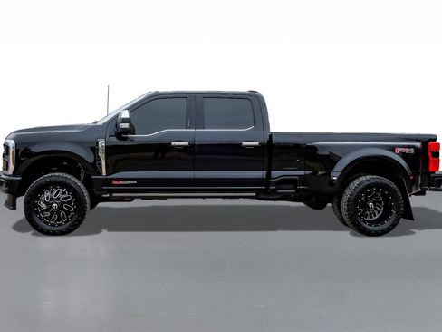 Used 2024 Ford F350 Limited w/ FX4 Off-Road Package image 9