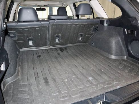 Used 2015 Subaru Outback 2.5i Limited image 17