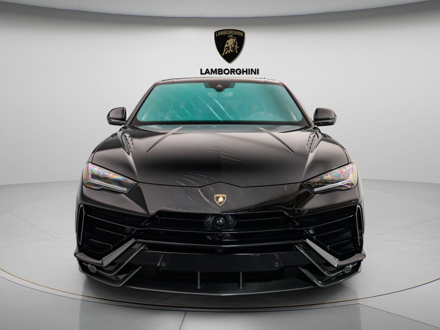 Used 2023 Lamborghini Urus Performante AWD/4WD image 2