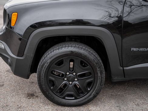 Used 2020 Jeep Renegade Sport image 9