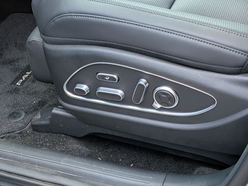 New 2026 Hyundai Palisade Calligraphy FWD image 23