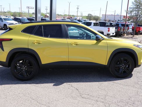 New 2025 Chevrolet Trax ACTIV image 8