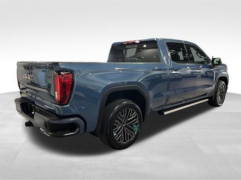 Used 2025 GMC Sierra 1500 Denali w/ Denali Reserve Package AWD/4WD image 7