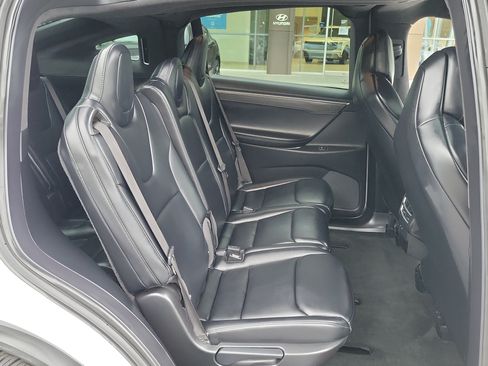 Used 2018 Tesla Model X AWD/4WD image 24