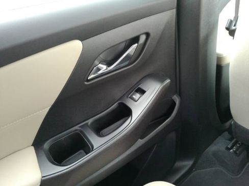 Used 2023 Chevrolet Traverse LT w/ LPO, Cargo Package image 30