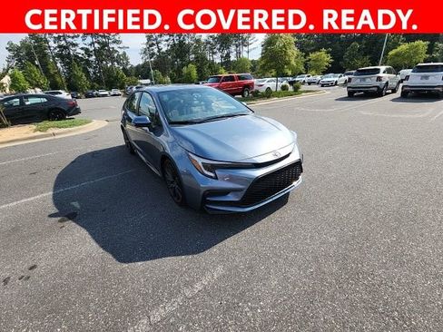 Certified 2025 Toyota Corolla XSE FWD image 3