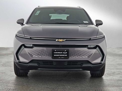 New 2026 Chevrolet Equinox EV LT FWD image 8