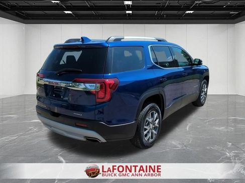 Certified 2023 GMC Acadia SLT w/ Preferred Package AWD/4WD image 8
