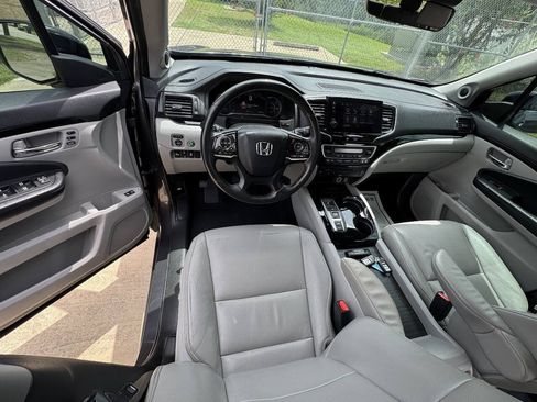 Used 2019 Honda Pilot Touring image 41
