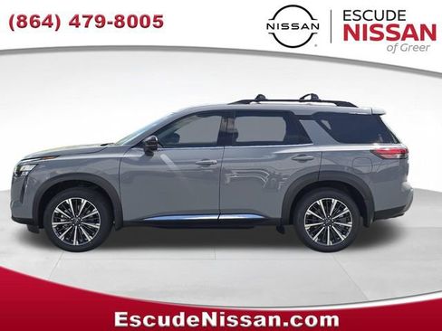 New 2026 Nissan Pathfinder Platinum AWD/4WD image 6