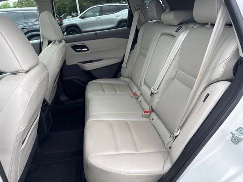 Used 2021 Nissan Rogue SV w/ Premium Package FWD image 22