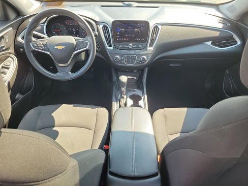 Used 2024 Chevrolet Malibu LT FWD image 12