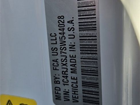 Used 2025 Jeep Wrangler Unlimited Rubicon 392 image 13