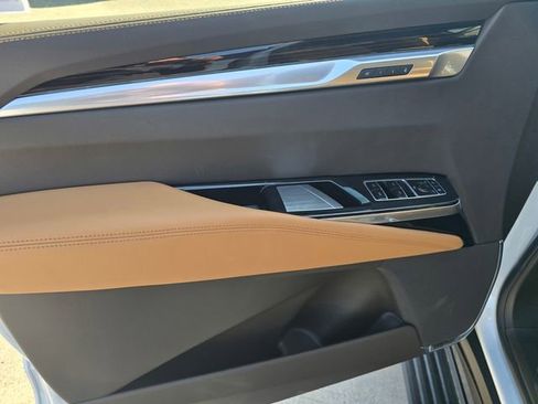 New 2026 Cadillac Escalade Luxury w/ Touring Package image 24