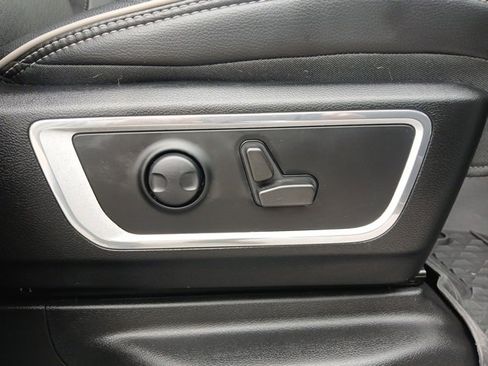 Used 2022 RAM 1500 Laramie image 28